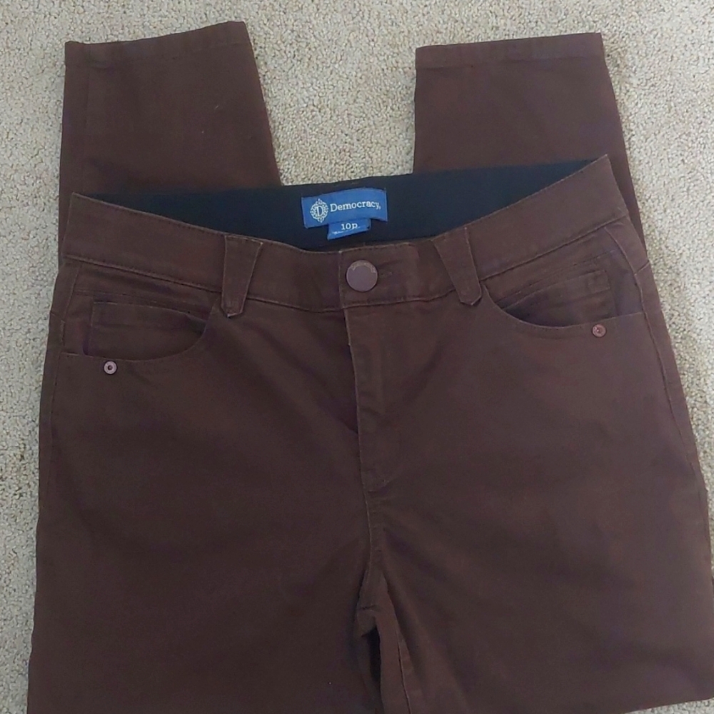 Size 10p democracy brown skinny Jean.